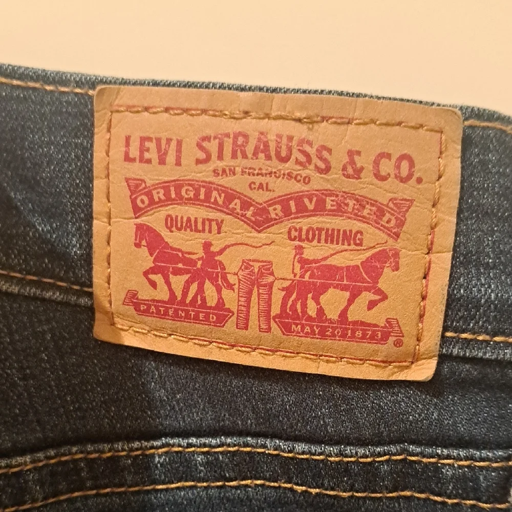 062 - Levi's 712 Dark Blue  Women's Jeans - Picture 7 of 7